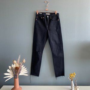 Levi’s Wedgie Jeans in Black: size 24